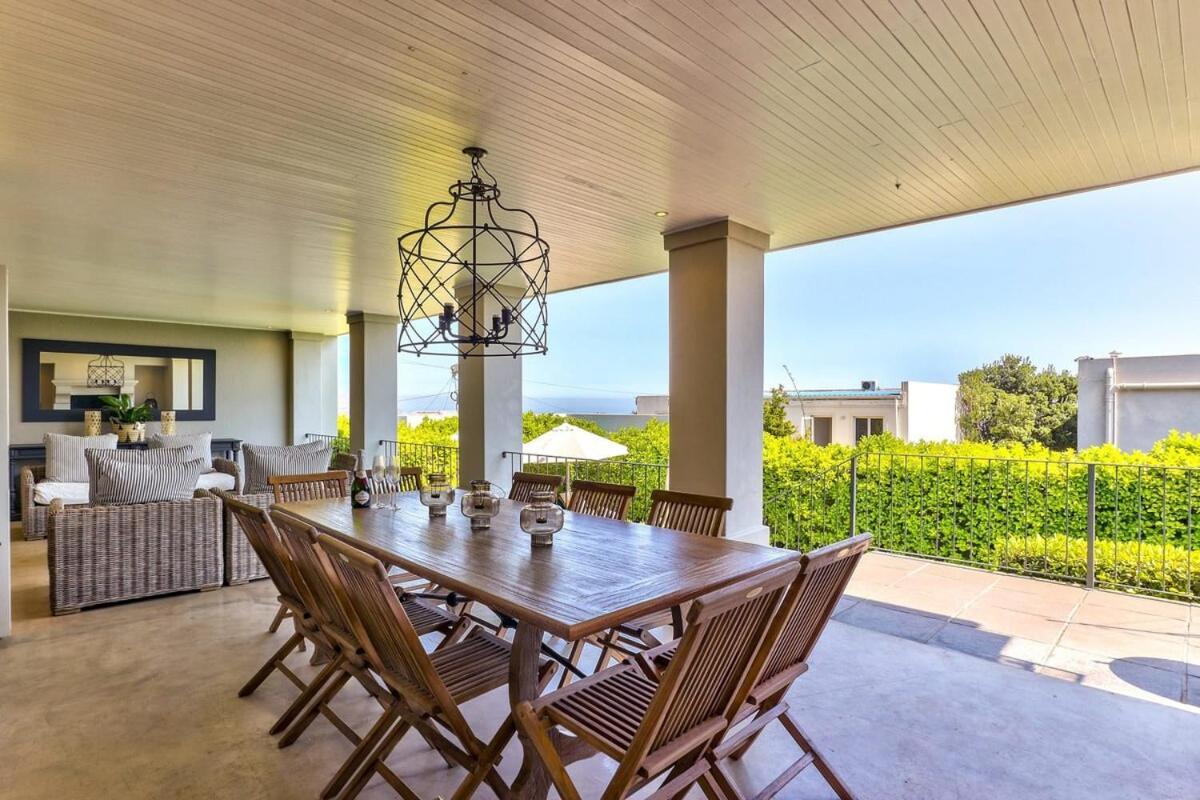 Lush Family Home In Prestigious Area Cape Town Bagian luar foto