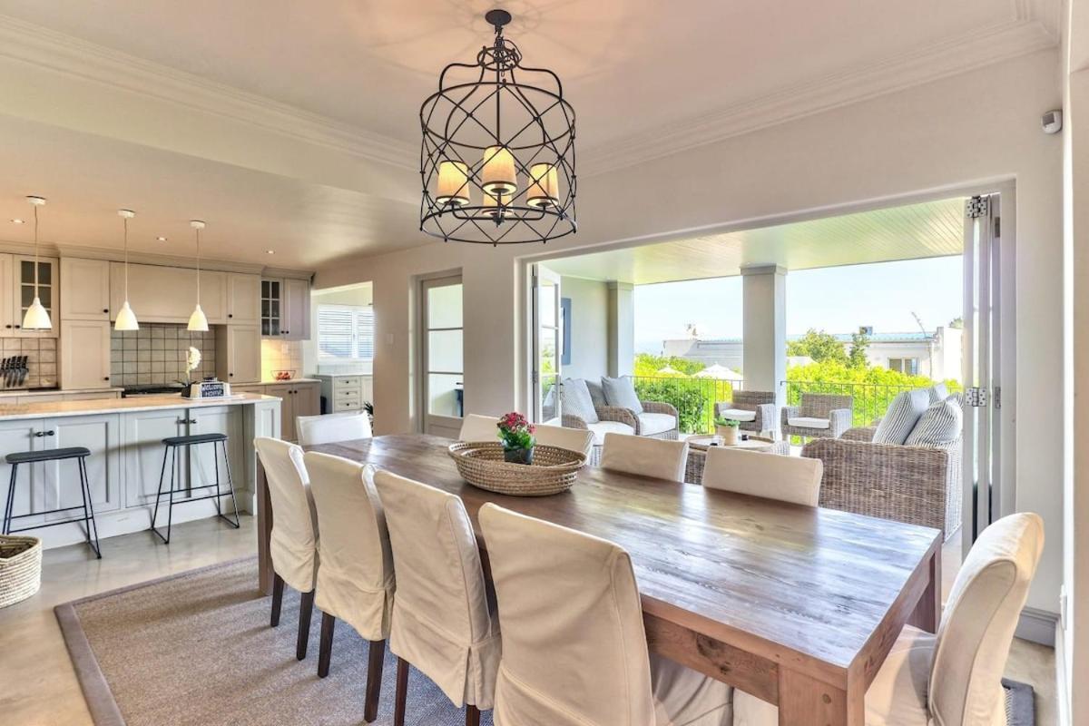 Lush Family Home In Prestigious Area Cape Town Bagian luar foto