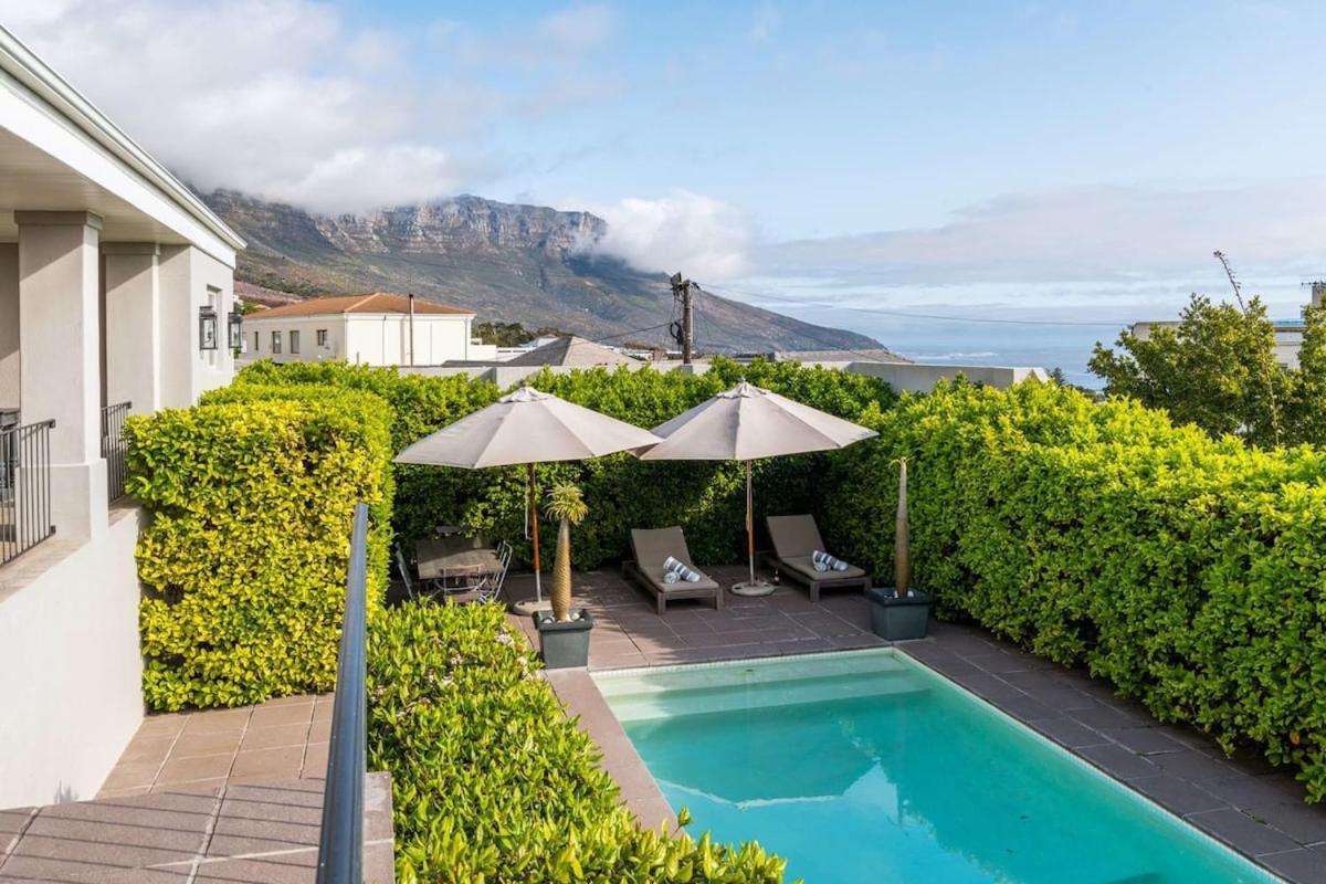 Lush Family Home In Prestigious Area Cape Town Bagian luar foto