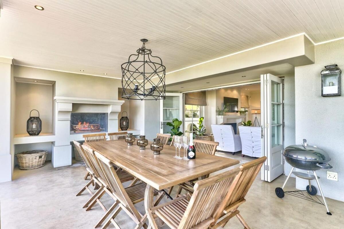 Lush Family Home In Prestigious Area Cape Town Bagian luar foto