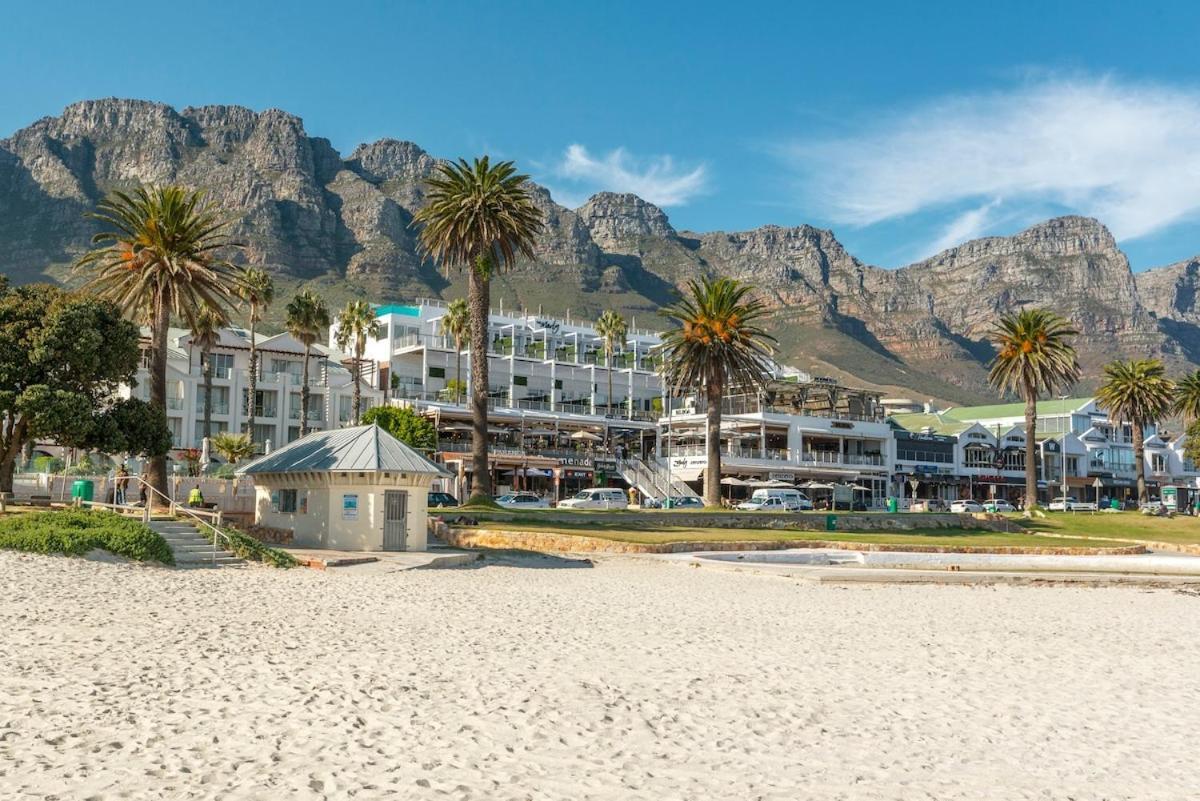 Lush Family Home In Prestigious Area Cape Town Bagian luar foto