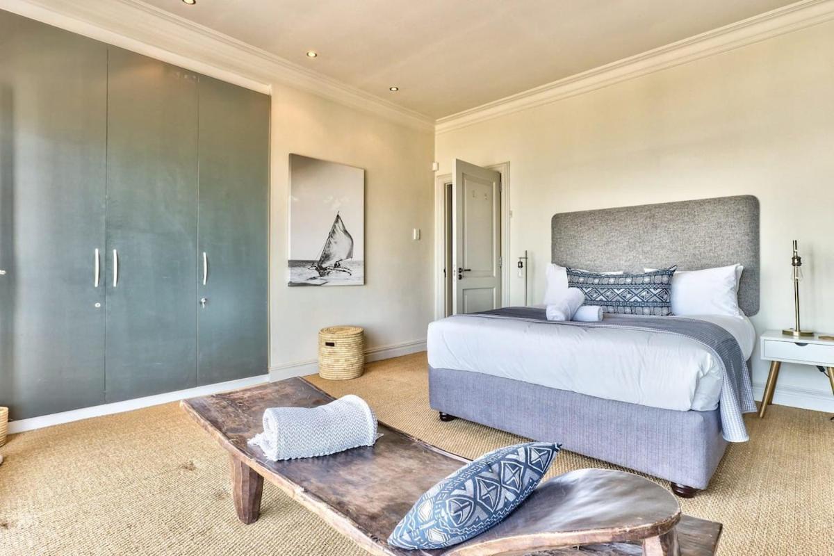 Lush Family Home In Prestigious Area Cape Town Bagian luar foto