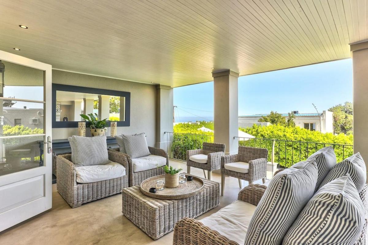 Lush Family Home In Prestigious Area Cape Town Bagian luar foto