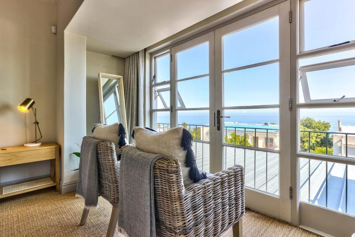 Lush Family Home In Prestigious Area Cape Town Bagian luar foto